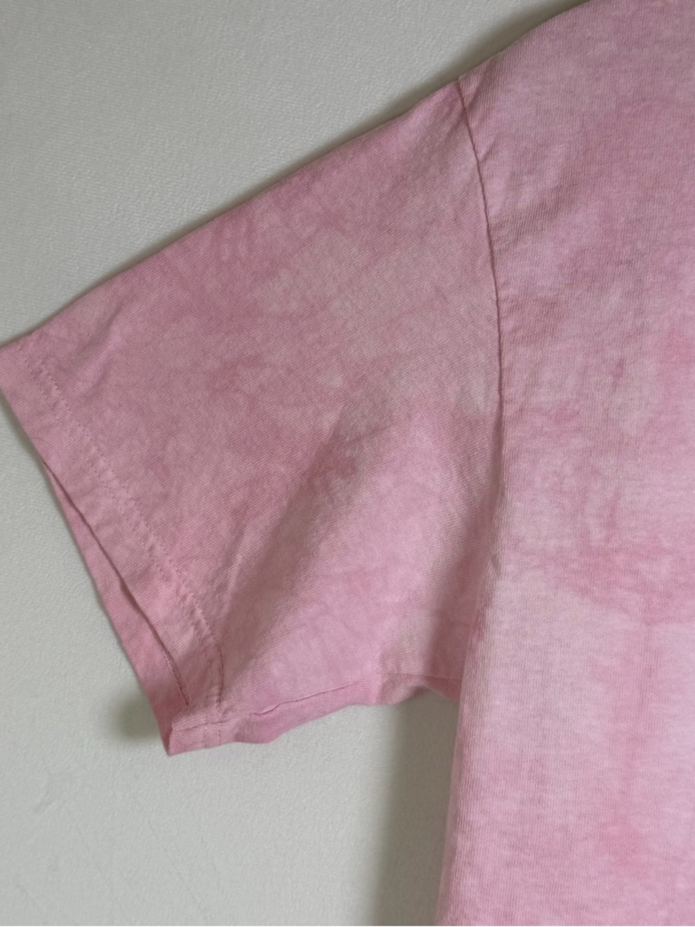 The Mountain Women’s Chihuahua Graphic Tee Pink Tie Dye Y2K Dog Shirt Sz M USA - Picture 8 of 9